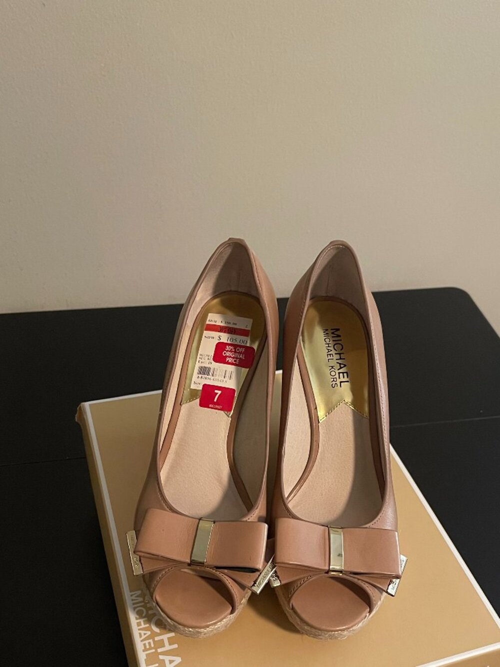 NWT Michael Kors Meg Tan Leather Wedges Sz 7